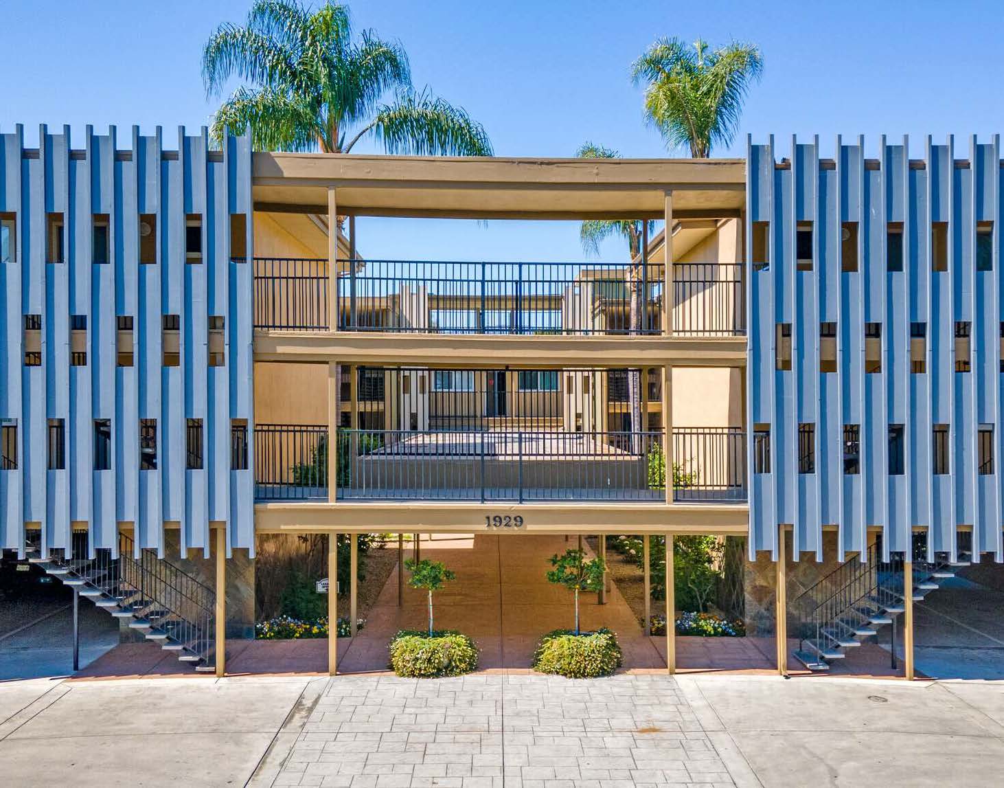 Park Plaza Exterior Entrance